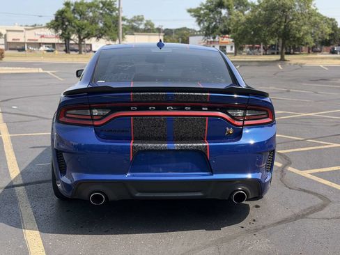 Used 2022 Dodge Charger Scat Pack RWD image 5