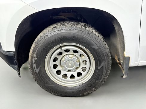 Used 2019 Chevrolet Silverado 1500 W/T image 35