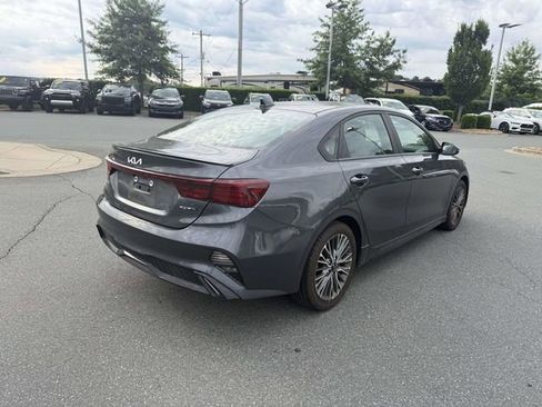 Certified 2022 Kia Forte GT-Line FWD image 6