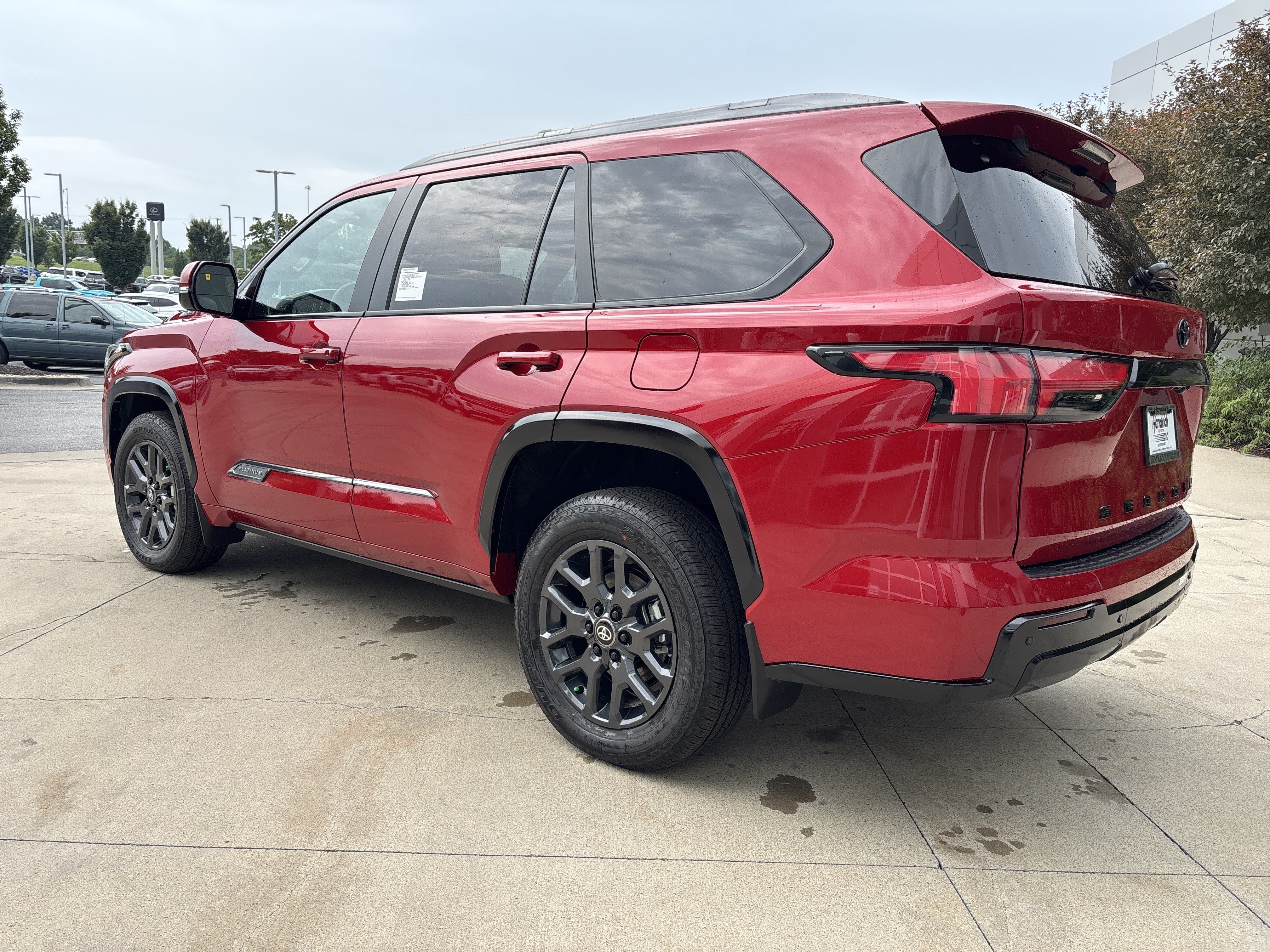 Used 2026 Toyota Sequoia Platinum AWD/4WD image 7