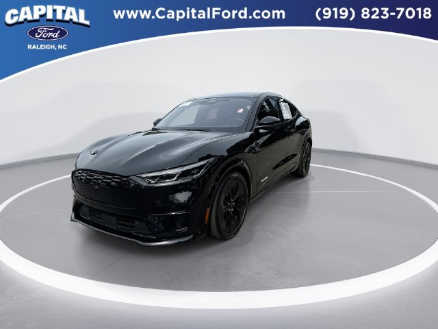 Certified 2025 Ford Mustang Mach-E GT AWD/4WD image 4