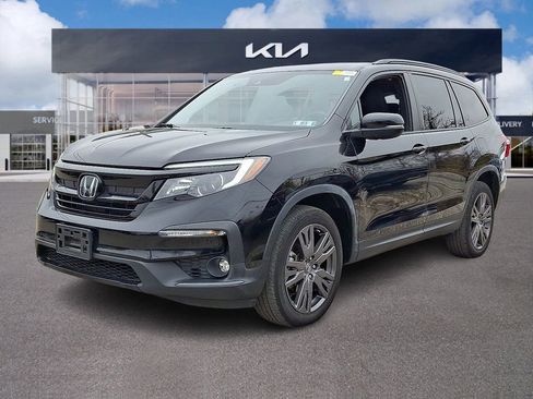 Used 2022 Honda Pilot Sport image 3