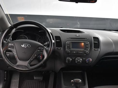 Used 2014 Kia Forte EX w/ Protection Package FWD image 8
