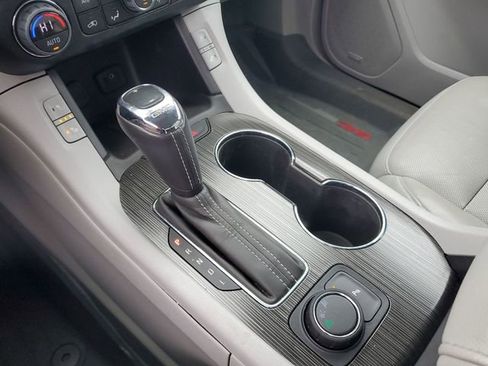 Used 2019 GMC Acadia SLT w/ LPO, Floor Liner Package image 37