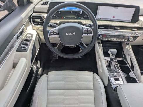 Used 2025 Kia Telluride SX Prestige AWD/4WD image 18
