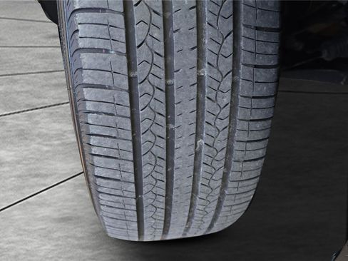 Used 2024 Buick Enclave Essence w/ LPO, Floor Liner Package image 30