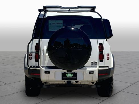 Used 2024 Land Rover Defender 110 S AWD/4WD image 4