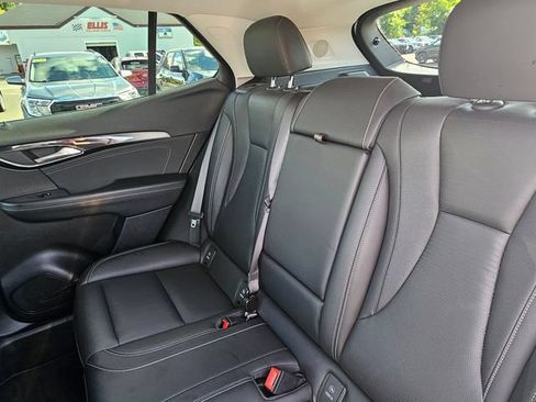 Used 2024 Buick Envision Preferred AWD/4WD image 17
