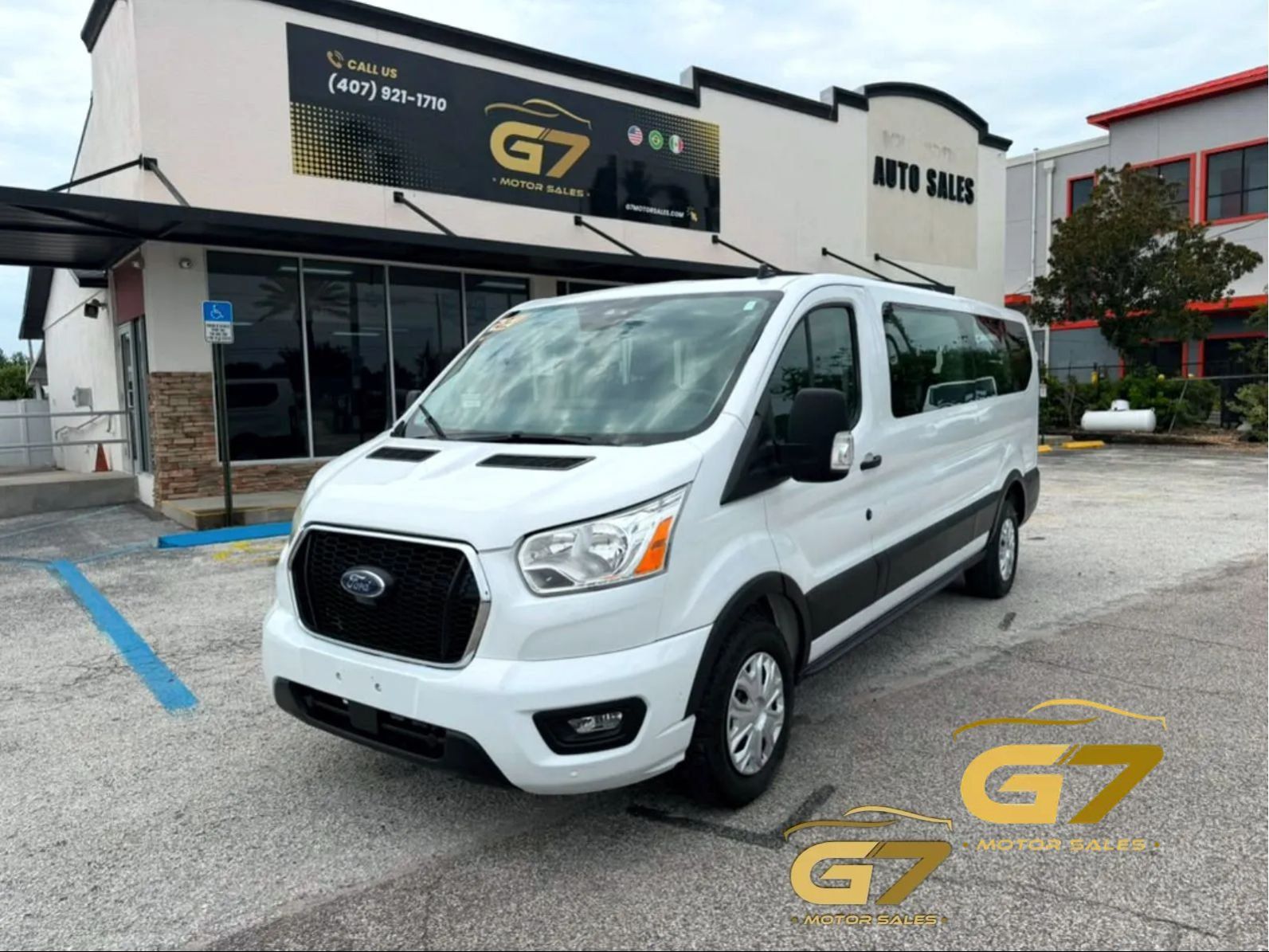 Used 2021 Ford Transit 350 XLT RWD image 1