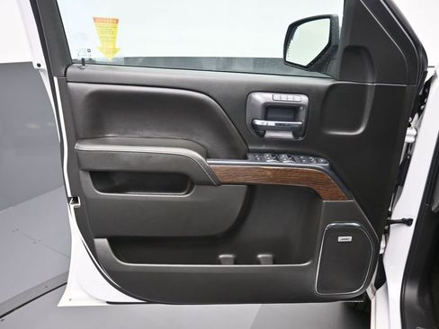 Used 2018 GMC Sierra 1500 Denali w/ Denali Ultimate Package AWD/4WD image 9