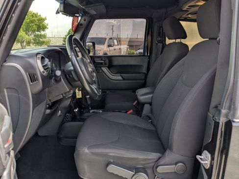 Used 2013 Jeep Wrangler Sport AWD/4WD image 22
