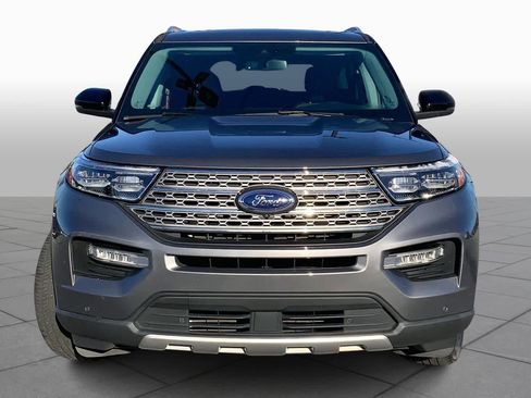 Certified 2021 Ford Explorer Limited w/ Equipment Group 301A image 3