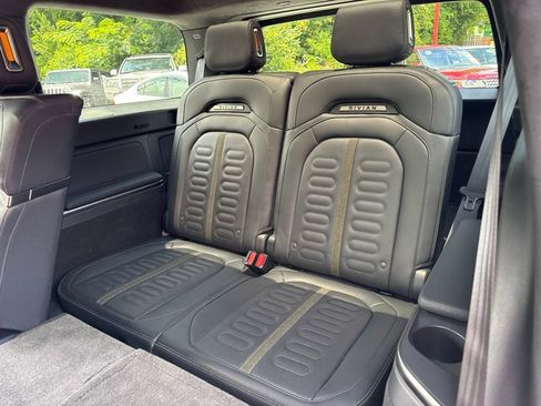 Used 2024 Rivian R1S Adventure AWD/4WD image 7