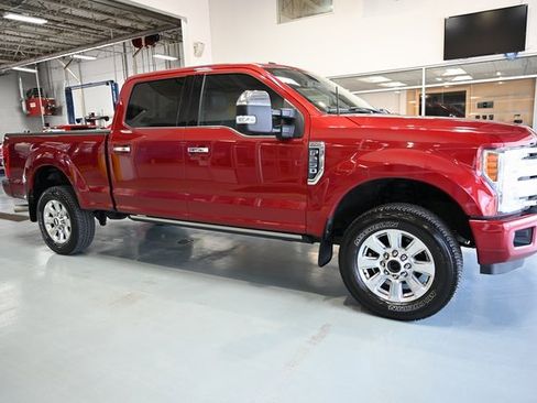 Used 2018 Ford F250 Platinum image 4