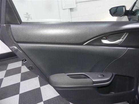 Used 2019 Honda Civic EX image 24
