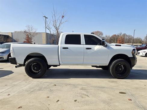 Used 2024 RAM 2500 Tradesman image 7