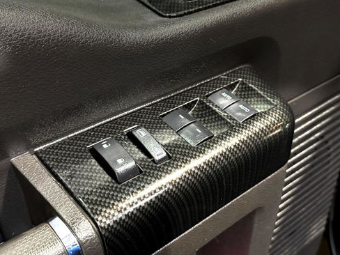 Used 2015 Ford F250 Lariat w/ Lariat Interior Package image 31