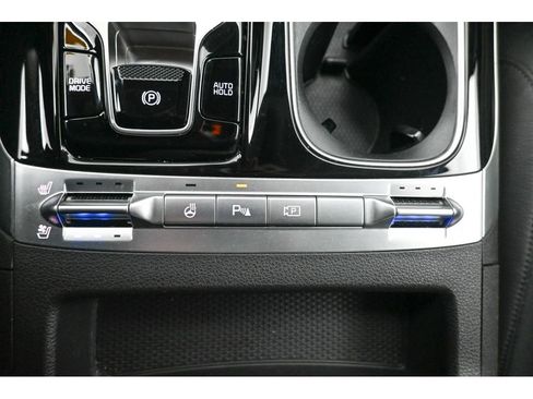 Used 2022 Kia Carnival SX Prestige image 48