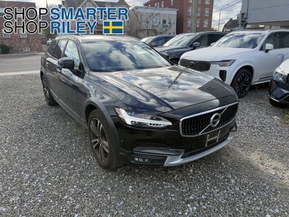 Used 2018 Volvo V90 T5 Cross Country w/ Convenience Package