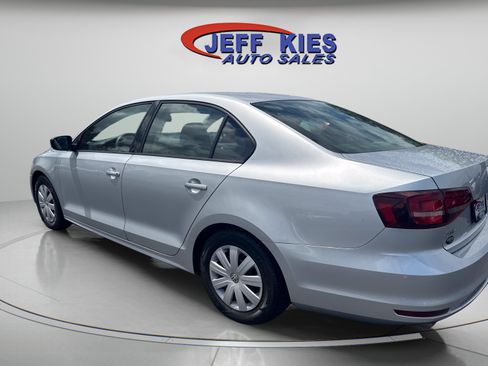 Used 2016 Volkswagen Jetta S FWD image 7