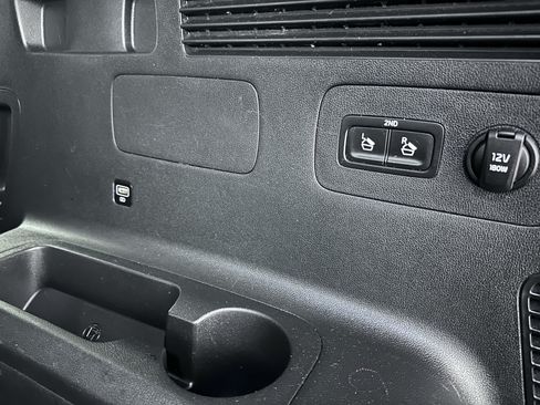 Used 2023 Kia Sorento SX FWD image 42