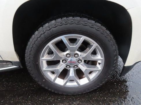 Used 2015 GMC Yukon XL SLT w/ Open Road Package image 10