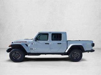 New 2026 Jeep Gladiator Mojave AWD/4WD video 4