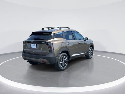 New 2026 Nissan Kicks SV w/ Cold Weather Package AWD/4WD image 8