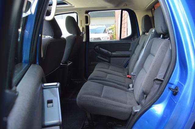 Used 2010 Ford Explorer Sport Trac XLT AWD/4WD image 3