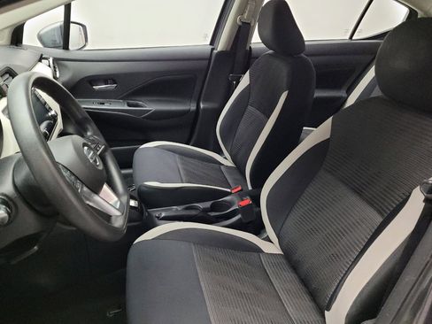 Used 2021 Nissan Versa SV FWD image 17