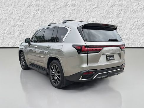 Used 2023 Lexus LX 600 F Sport w/ Accessory Package (A2) AWD/4WD image 5