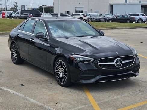Used 2024 Mercedes-Benz C 300 4MATIC Sedan image 3