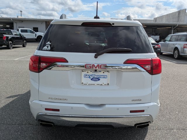 Used 2019 GMC Acadia Denali w/ Technology Package AWD/4WD image 4