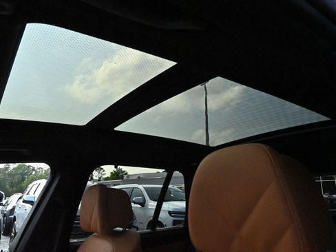 Used 2025 BMW X5 M60i AWD/4WD image 27