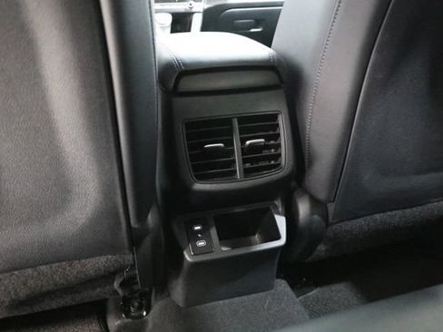 Used 2025 Kia Seltos S FWD image 32
