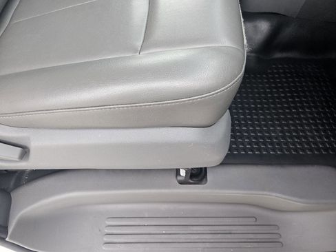 Used 2019 Nissan NV 1500 S RWD image 28