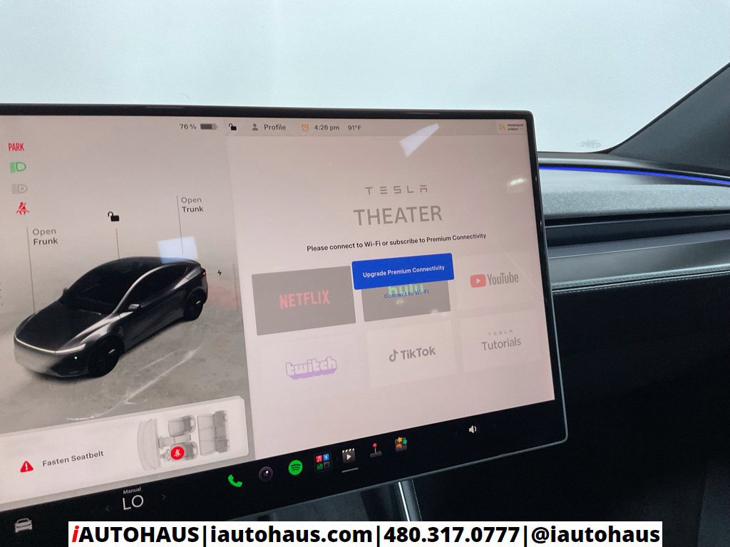 Used 2026 Tesla Model Y Long Range RWD image 38