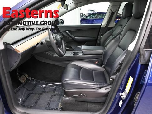 Used 2022 Tesla Model Y Long Range AWD/4WD image 14