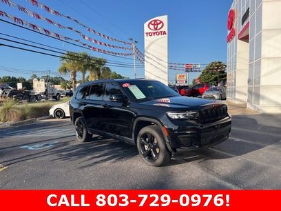 Used 2023 Jeep Grand Cherokee L Laredo