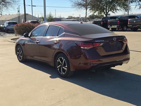 Used 2024 Nissan Sentra SV image 5