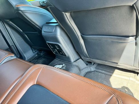 Used 2022 Ford Bronco Outer Banks AWD/4WD image 12
