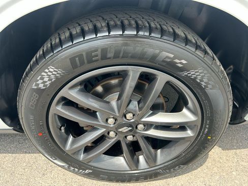 Used 2019 Dodge Challenger GT w/ Blacktop Package AWD/4WD image 11