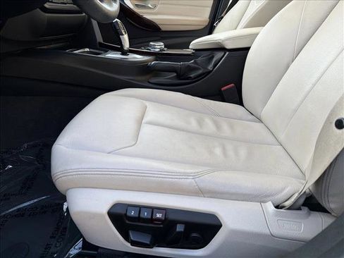Used 2015 BMW 328i xDrive Sedan image 12