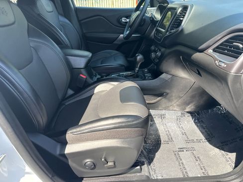 Used 2022 Jeep Cherokee Latitude Lux AWD/4WD image 12