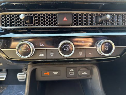 Used 2022 Honda Civic Sport image 23