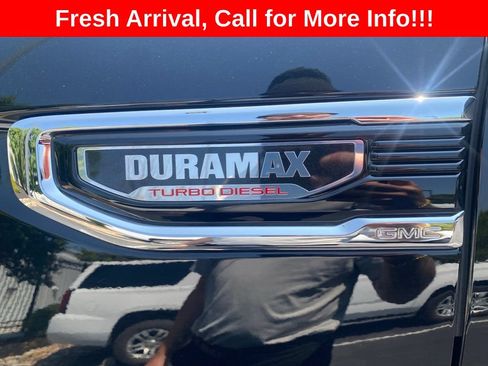 Used 2023 GMC Sierra 1500 SLT w/ SLT Premium Plus Package AWD/4WD image 20