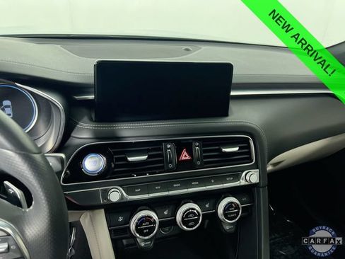 Used 2023 Genesis G70 2.0T RWD image 25