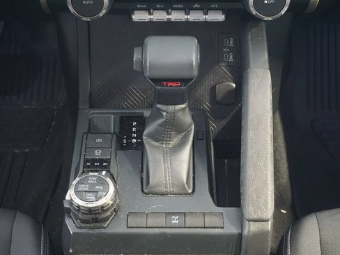 Used 2024 Toyota Tacoma TRD Off-Road AWD/4WD image 25