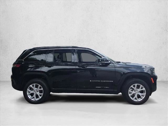 Used 2022 Jeep Grand Cherokee Limited AWD/4WD image 4