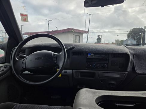 Used 2002 Ford F250 XL image 18